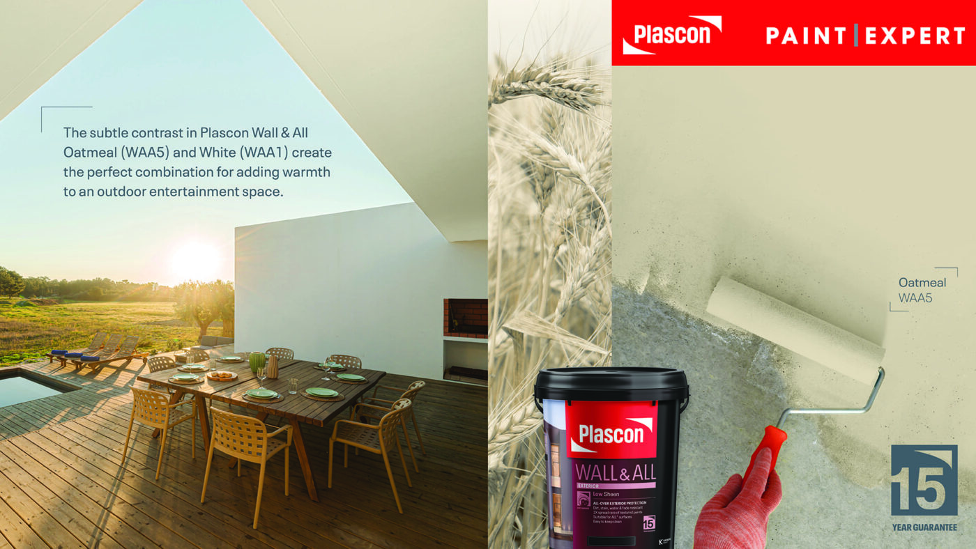 Home exterior entertainment area painted with Plascon Wall & All Oatmeal (WAA5)